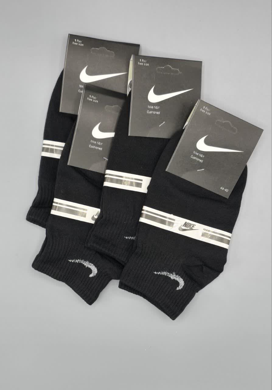 جوراب مچی زنانه نخی تمام مشکی کش انگیلیسی نایک  کد 1208 ( 12جفتی )